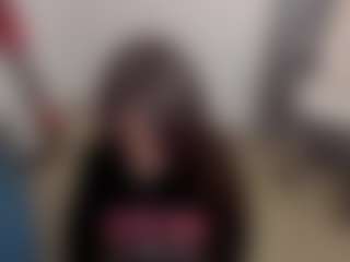 Brunettee-1's Live Sex Cam Show