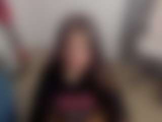 Brunettee-1's Live Sex Cam Show