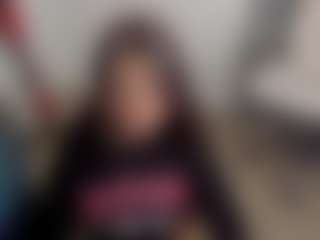Brunettee-1's Live Sex Cam Show