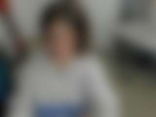 Brunettee-1's Live Sex Cam Show