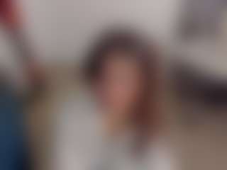 Brunettee-1's Live Sex Cam Show
