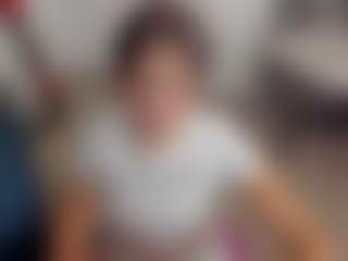 Brunettee-1's Live Sex Cam Show