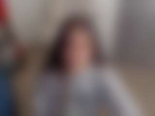 Brunettee-1's Live Sex Cam Show