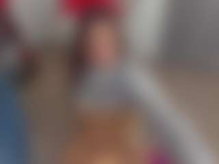 Brunettee-1's Live Sex Cam Show