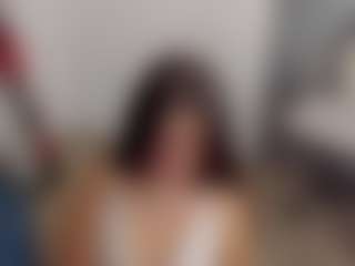 Brunettee-1's Live Sex Cam Show