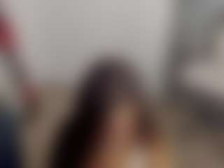 Brunettee-1's Live Sex Cam Show