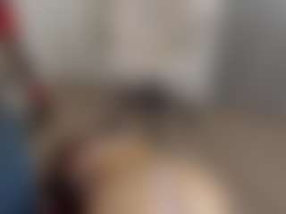 Brunettee-1's Live Sex Cam Show