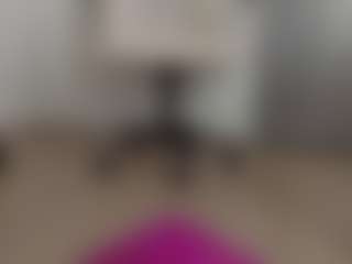 Brunettee-1's Live Sex Cam Show