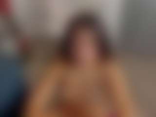 Live cam show with Brunettee-1 - Game on Camsoda