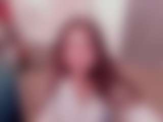 Brunettee-1's Live Sex Cam Show