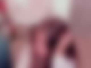 Brunettee-1's Live Sex Cam Show