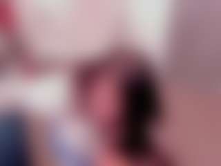 Brunettee-1's Live Sex Cam Show