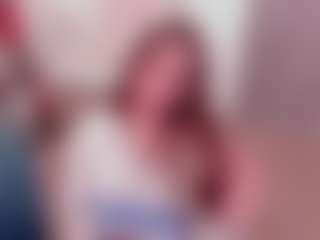 Brunettee-1's Live Sex Cam Show