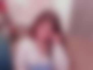 Brunettee-1's Live Sex Cam Show