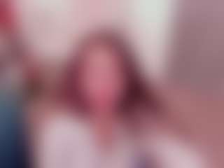 Brunettee-1's Live Sex Cam Show