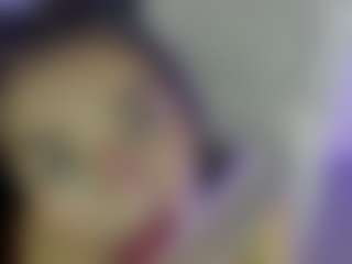 Brunettee-1's Live Sex Cam Show