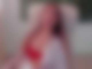Brunettee-1's Live Sex Cam Show