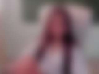 Brunettee-1's Live Sex Cam Show