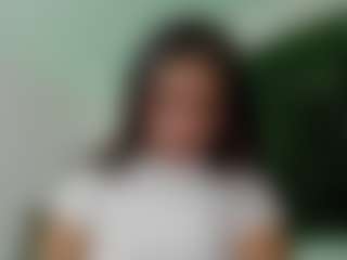 Brunettee-1's Live Sex Cam Show
