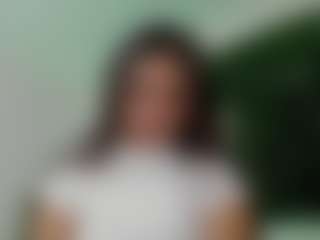 Brunettee-1