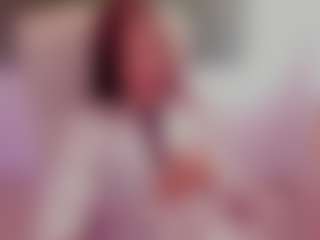 Brunettee-1's Live Sex Cam Show