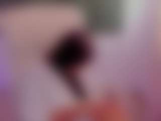 Brunettee-1's Live Sex Cam Show