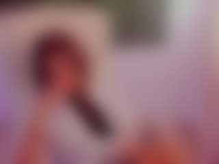 Brunettee-1's Live Sex Cam Show