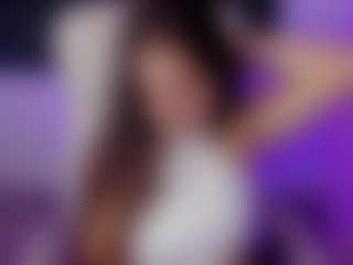 Brunettee-1's Live Sex Cam Show