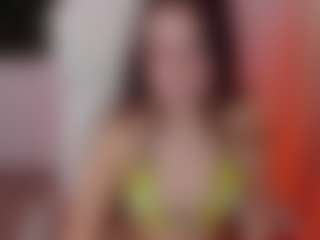 Brunettee-1's Live Sex Cam Show