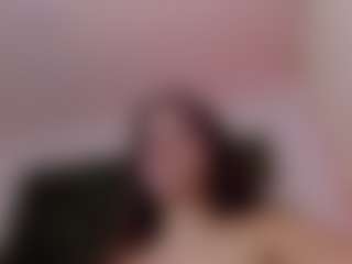 Brunettee-1's Live Sex Cam Show