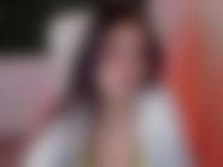 Brunettee-1's Live Sex Cam Show