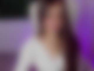 Brunettee-1's Live Sex Cam Show