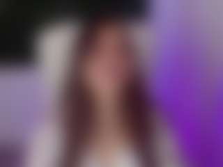 Brunettee-1's Live Sex Cam Show