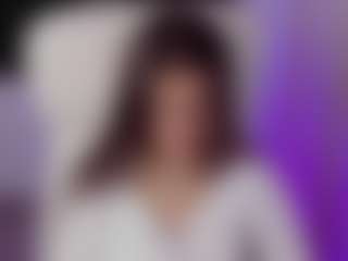 Brunettee-1's Live Sex Cam Show