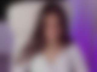 Brunettee-1's Live Sex Cam Show