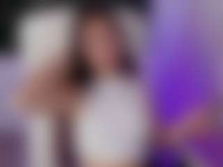 Brunettee-1's Live Sex Cam Show
