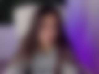 Brunettee-1's Live Sex Cam Show