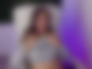 Brunettee-1's Live Sex Cam Show