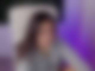 Brunettee-1's Live Sex Cam Show