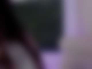 Live cam show with Brunettee-1 - Normal on livesuperchat.net