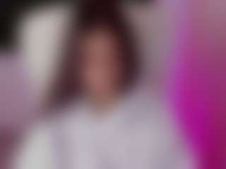 Brunettee-1's Live Sex Cam Show