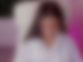 Brunettee-1's Live Sex Cam Show