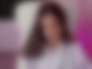 Brunettee-1's Live Sex Cam Show