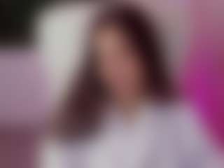 Brunettee-1's Live Sex Cam Show