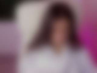 Brunettee-1's Live Sex Cam Show