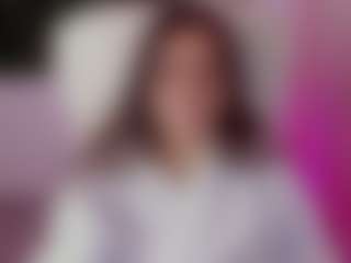 Brunettee-1's Live Sex Cam Show