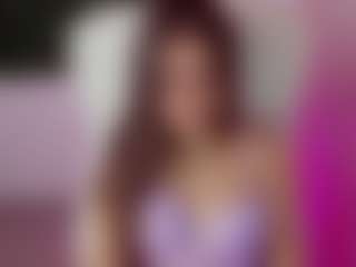 Brunettee-1's Live Sex Cam Show