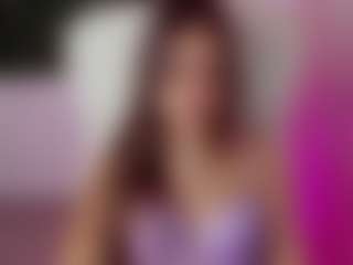 Brunettee-1's Live Sex Cam Show