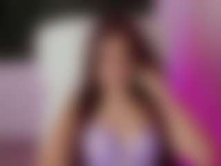 Brunettee-1's Live Sex Cam Show