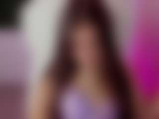Brunettee-1's Live Sex Cam Show